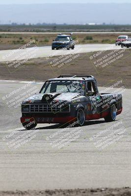 media/Sep-27-2025-24 Hours of Lemons (Sat) [[04fd3ac4ac]]/1pm (Off Ramp)/